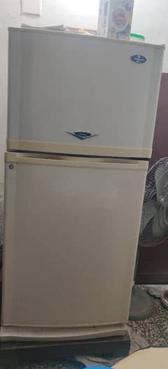 Dawlance Refrigerator full size urgent sale in excellent condition