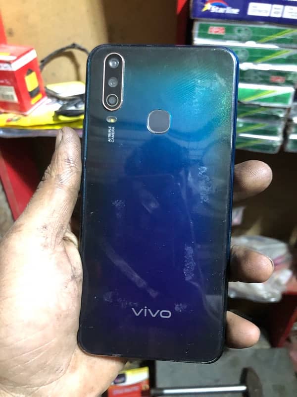 vivo y17 4+2 gb 128 gb 5