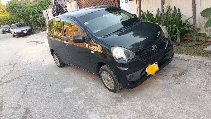 Rent a Car Rental Lahore Toyota Gli Vitz Mira  Suzuki Cultus automatic 3