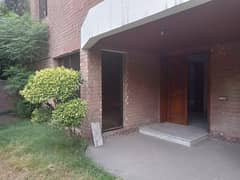 CANTT 10 MARLA HOUSE FOR SALE GULBERG