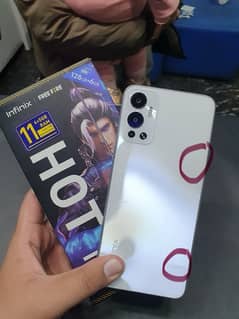 infinix Hot 12