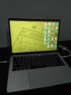 MacBook Pro 2018 (late) 13"  i7 16/256gb