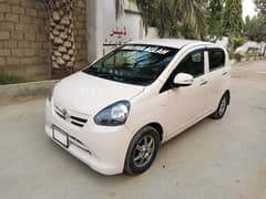 Daihatsu Mira 2012