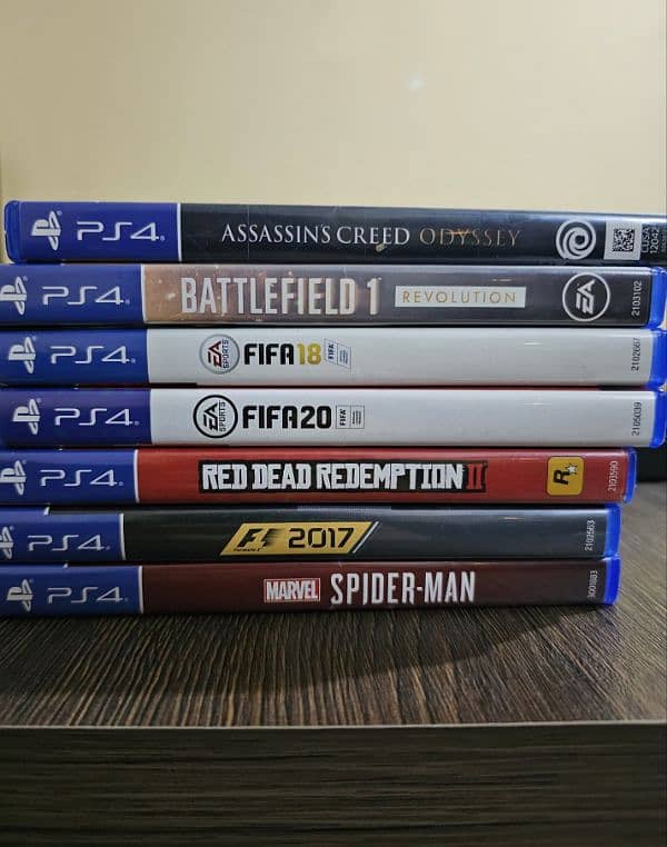 PS 4 slim with original controller and 7 games 1