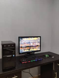 Core i5 4 gen + gtx 750 ti with Samsung monitor