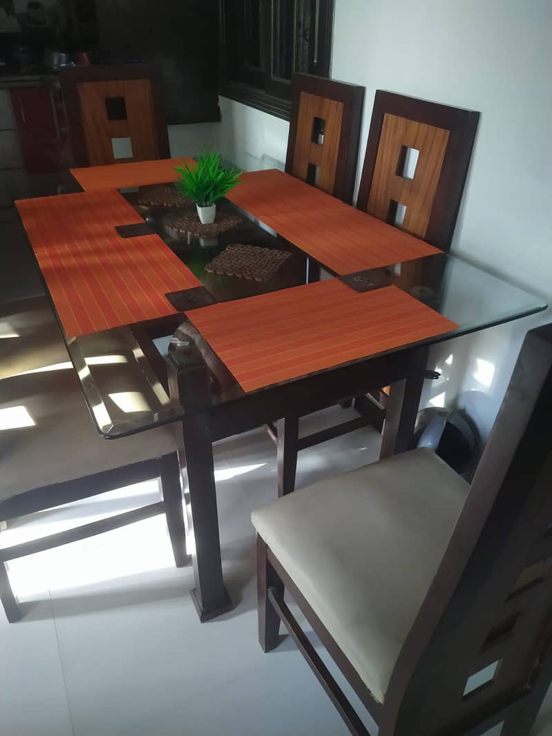 Dining table 6 Chairs 2