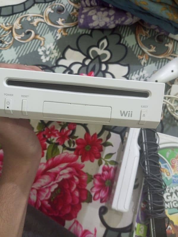 Nintendo Wii with 6 Games 0