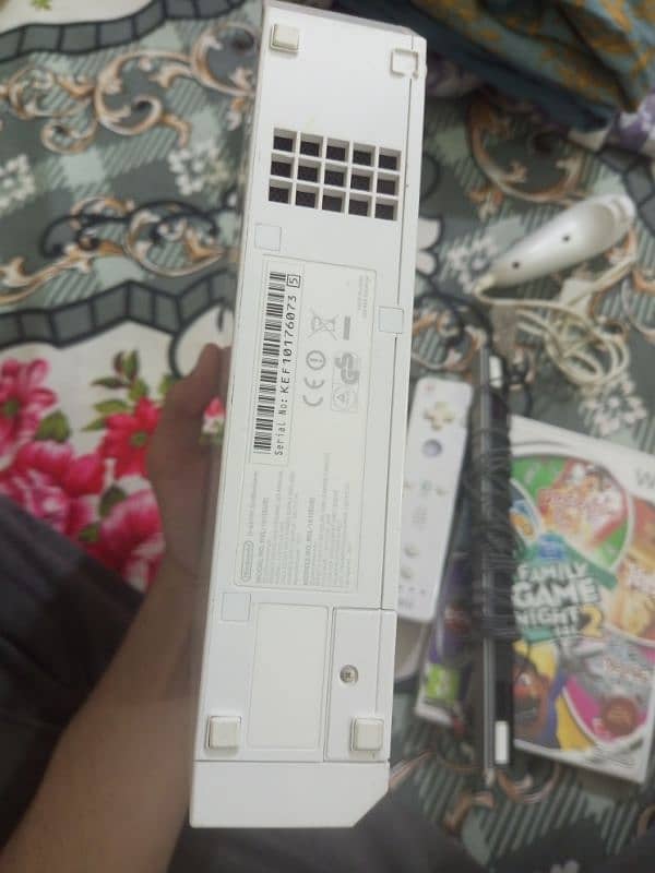 Nintendo Wii with 6 Games 2