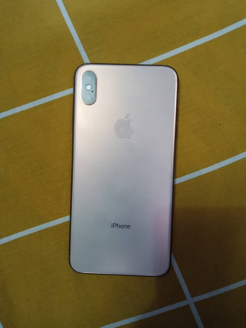 iphone xs max 3