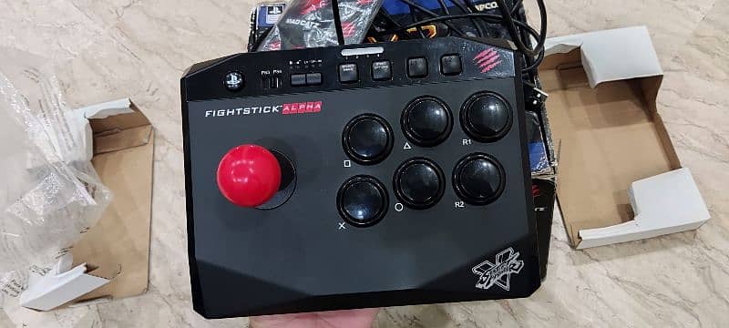 Madcatz Arcade Stick For PS3/4 PC 2