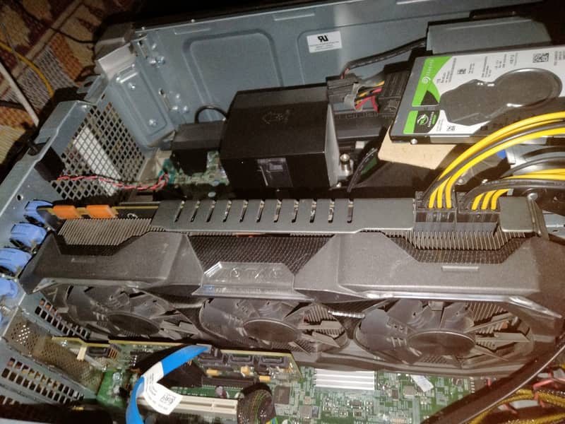 Dell T5810 Xeon E5 2697 V3 Workstation 4