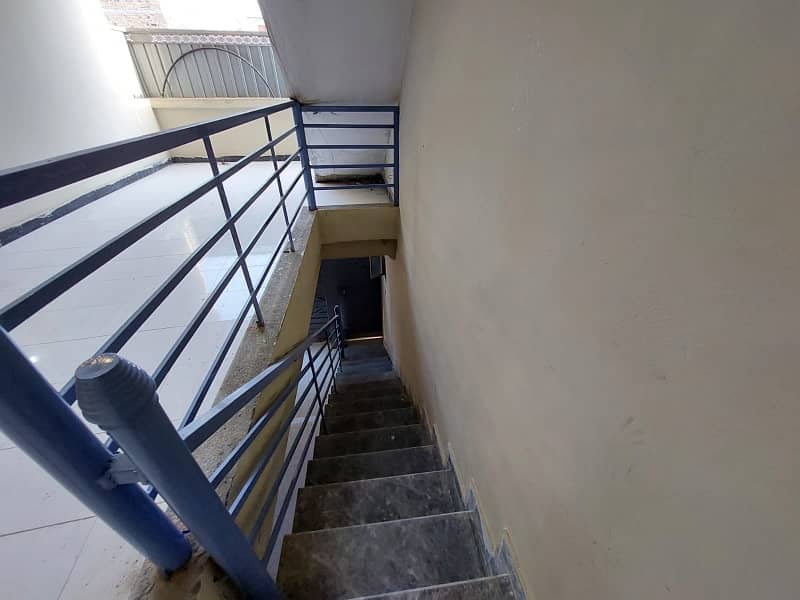 Centrally Located Prime Location House In Warsak Road Is Available For sale 7