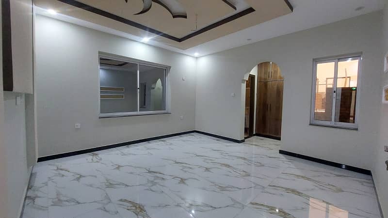 Prime Location House In Arbab Sabz Ali Khan Town Executive Lodges Sized 10 Marla Is Available 30