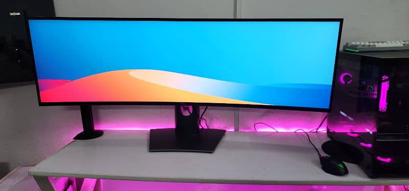 Dell 49" 5K curved Ultra wide Monitor Box with accessories 3