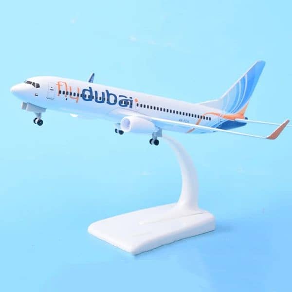 airplane model emrates a380 20 cm metal 9