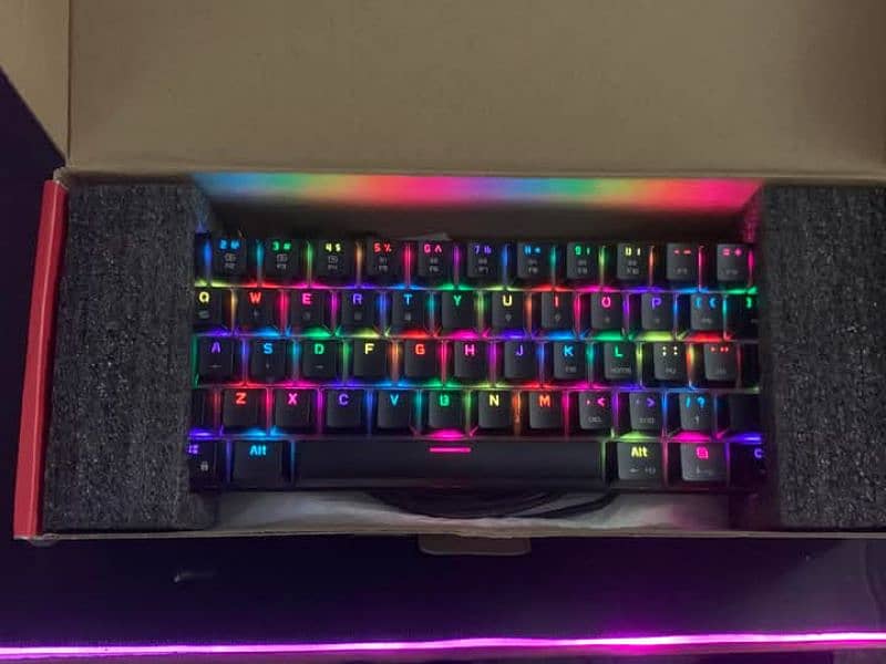 Gaming keyboard 60% red switches Motospeed K62 Wireless 0