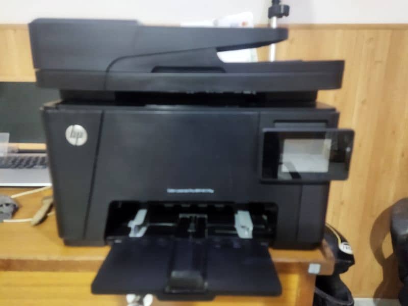 hp color  Laserjet M177fw 4