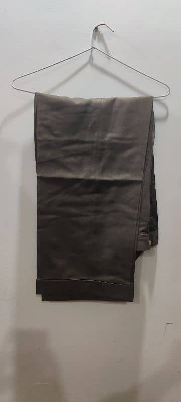 Brown Pant Coat for urgent sale,10/10 Condition 1