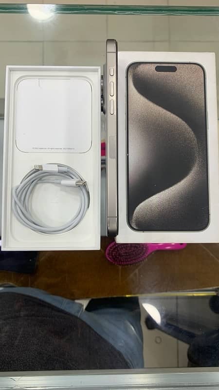 I phone 15 pro Max Factory 256Gb  0307/0063/001 1