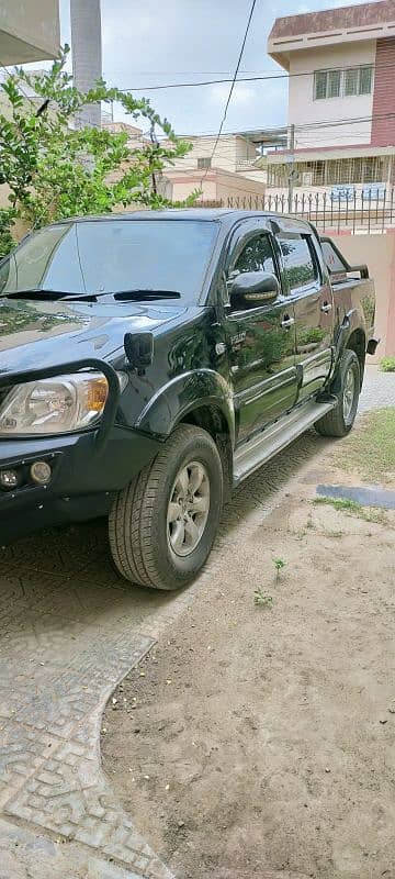 Toyota Hilux Vigo 2008 / 2011 4