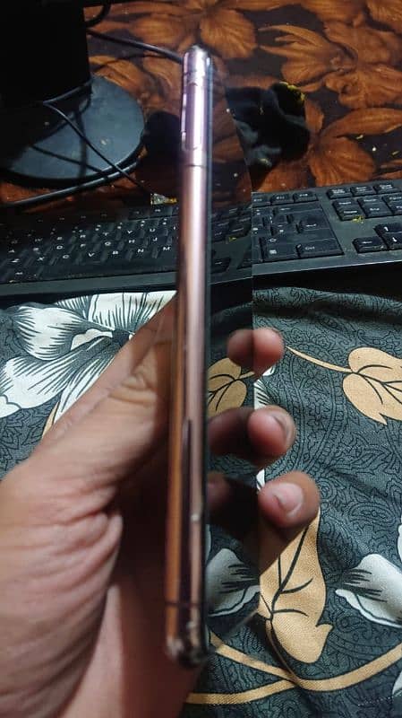 Sony Xperia 5 mark 2 3