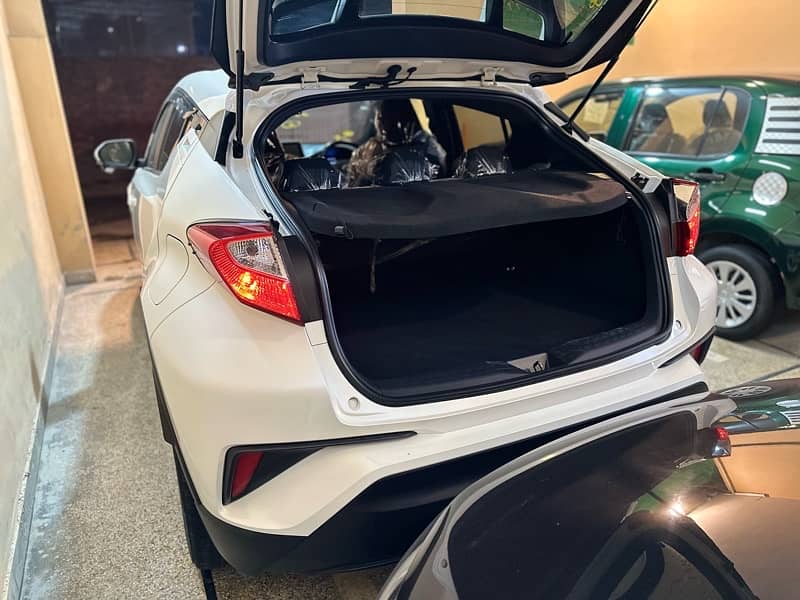 Toyota C-HR 2019 4 Grade FRSH2024 Import CHR 2018 2020 cross 2024 2023 15