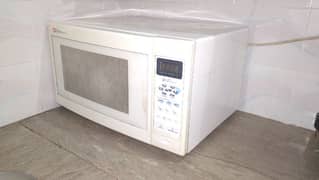 Microwave oven