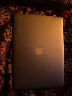 MACBOOK AIR A1466 MODEL