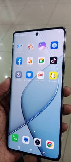 Tecno spark 20 pro plus