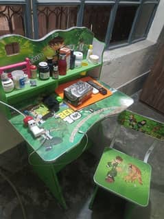 kids study table with chair