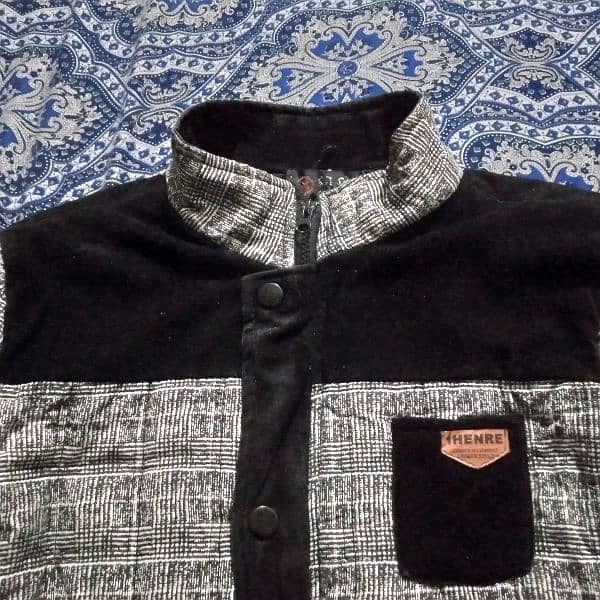 Nice velvet jacket medium size hai 0