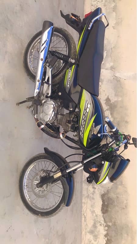 HONDA 125 DELUXE SALE MODEL 2018 5