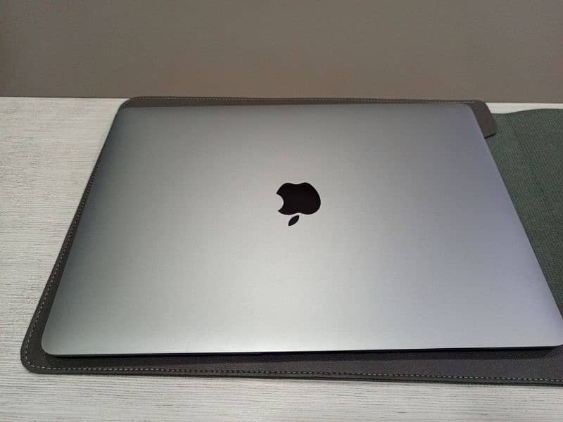 Brand New Apple Macbook M1 Ugent Sale 0