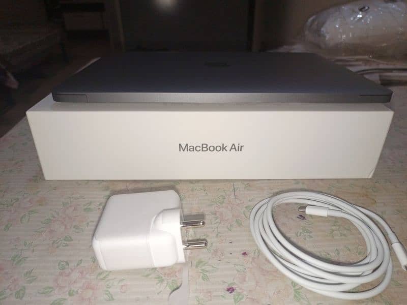 Brand New Apple Macbook M1 Ugent Sale 6