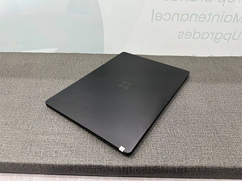 Microsoft Surface Laptop 3 5