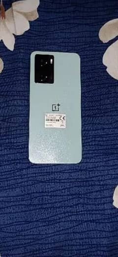 one Plus n 20 se 6/128 10/10 condition