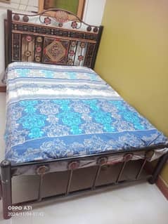 Selling iron bed