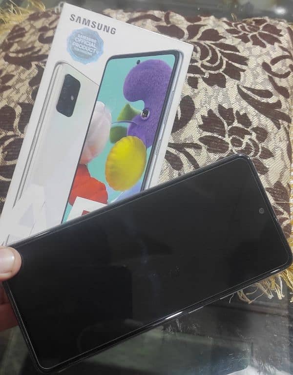 Samsung galaxy A51 1