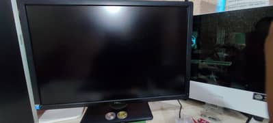 Dell 32 inch IPS LCD 2.5k resolution for sale