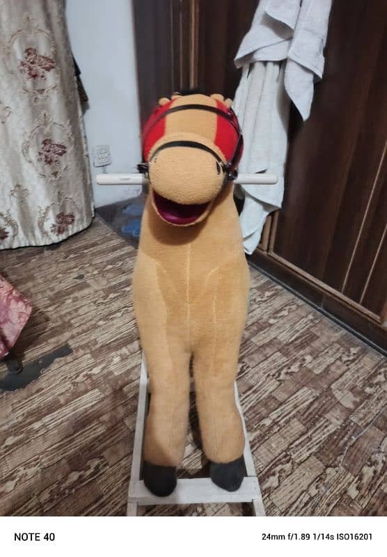 wood horse toys good condition 1