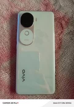 Vivo V40e 5G, Mint Condition, Complete Box