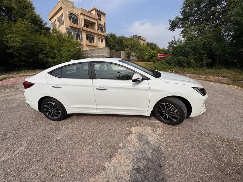 Hyundai Elantra GLS 2.0 5