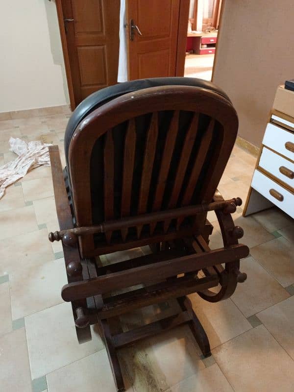 pure sheesham rocking chair 3