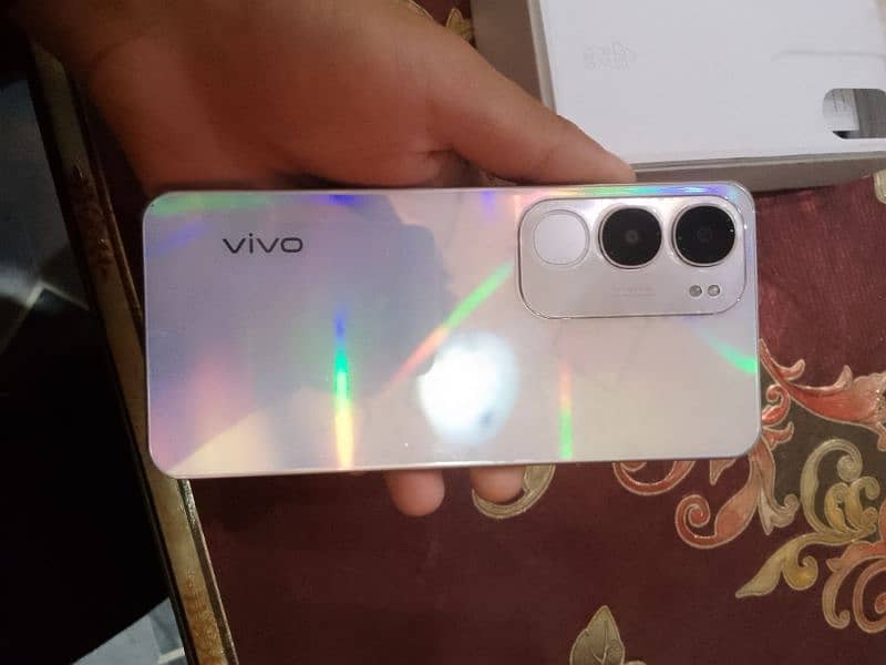 Vivo Y19s 6/128 2