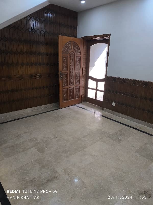 1550 Square Feet Lower Portion For rent In G-10 5