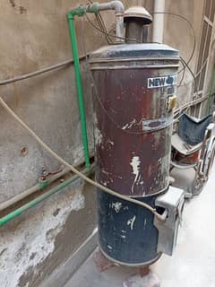 Geyser for sale 35 liter excellent working