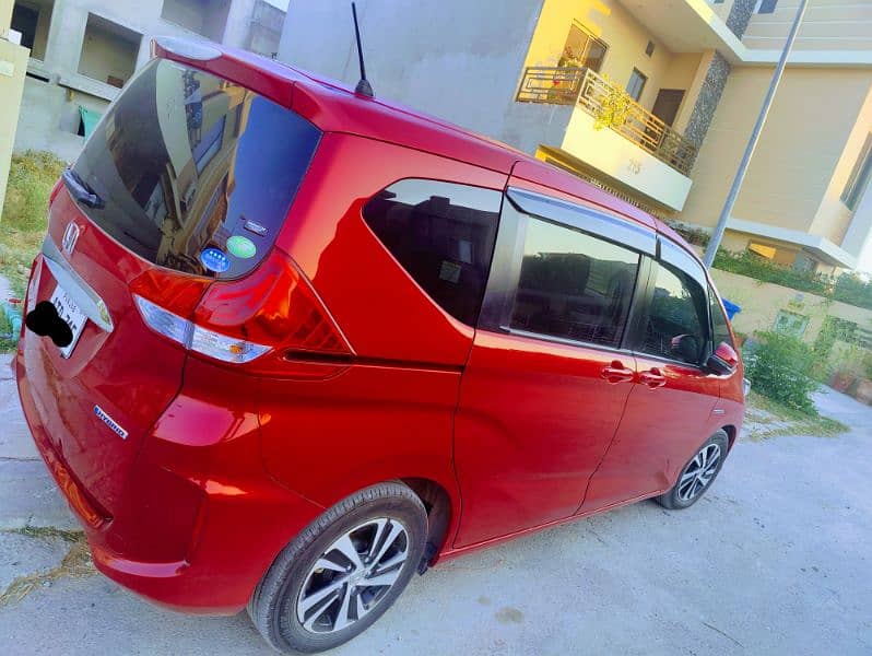 Honda Freed 2018 1