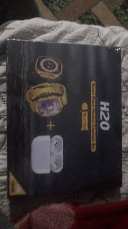 Smart watch Crown H20 & Airbrds box pack hai no use 1