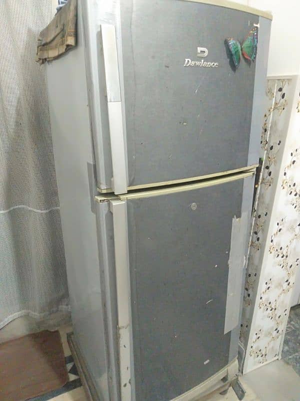 dawlance home used fridge 1