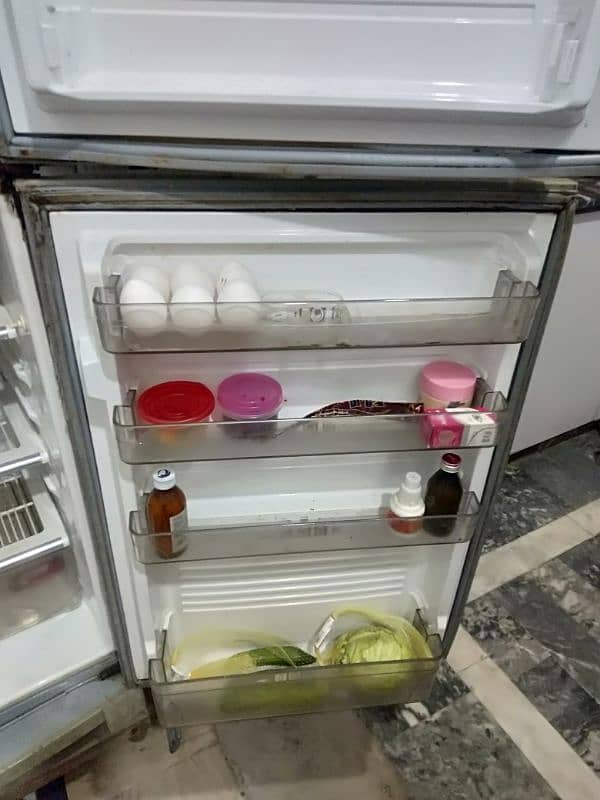 dawlance home used fridge 9